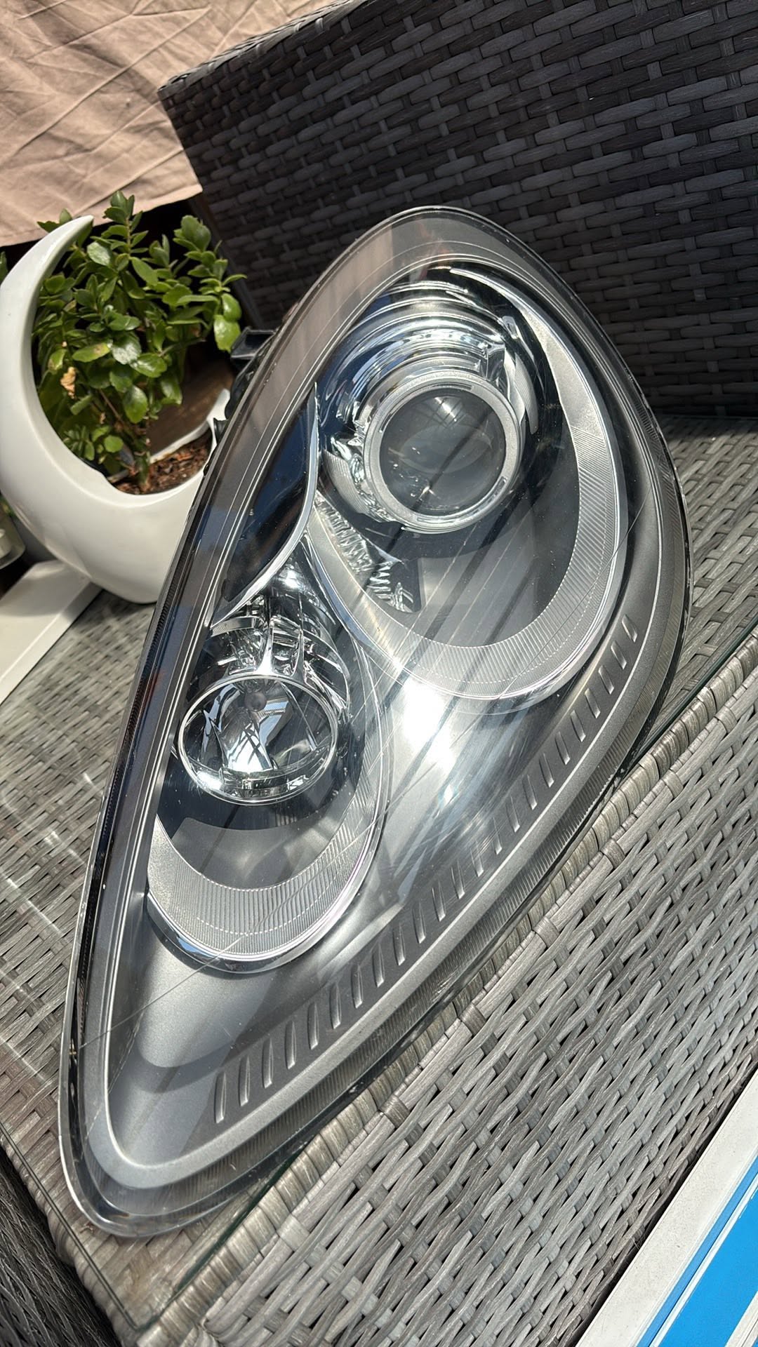 Porsche Cayenne 958 — Condensation Reseal