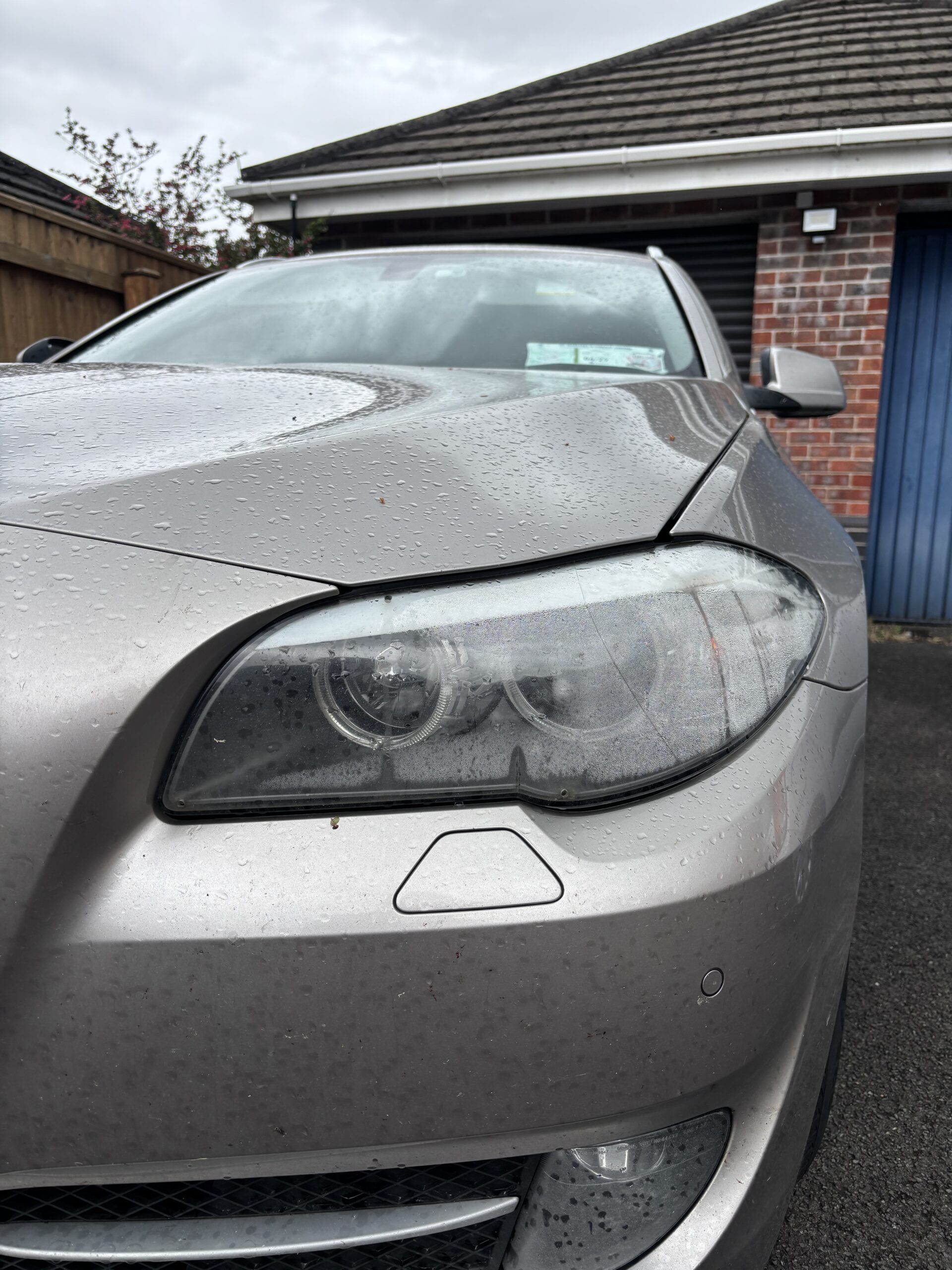BMW 5 Series F10 — Severe Condensation & Corrosion — before — right